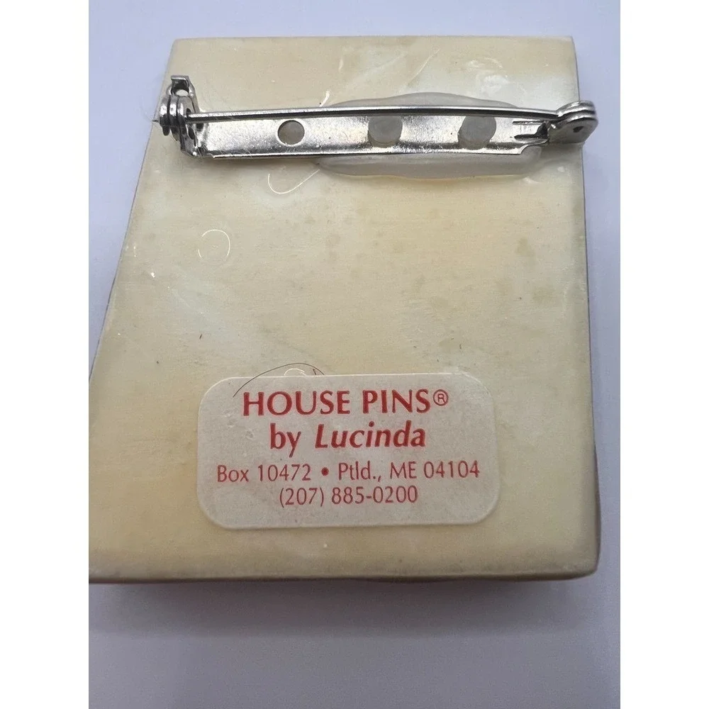 Lucinda House Pin Brooch Town Scene Resin Pueblo Casas Vintage Cityscape Artisan